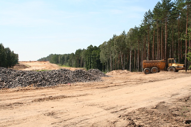 Budowa autostrady A4 - las na zachd od Godzieszowa; widok w kierunku Jdrzychowic