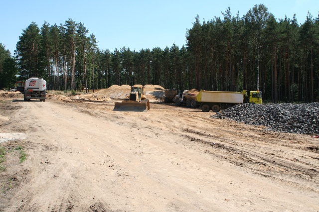 Budowa autostrady A4 - las na zachd od Godzieszowa; widok w poprzek autostrady (na poudnie)