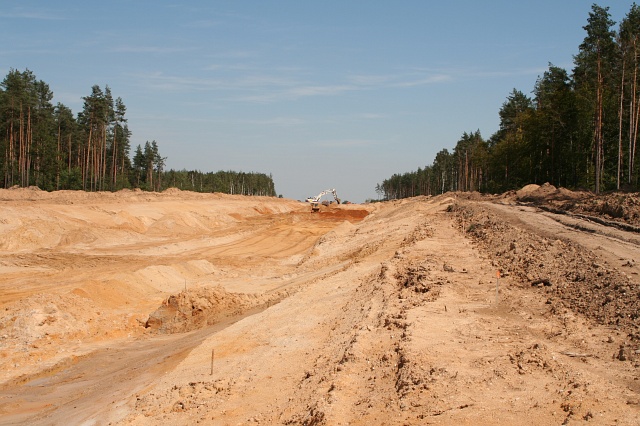 Budowa autostrady A4 - okolice Godzieszowa; widok w kierunku Bolesawca