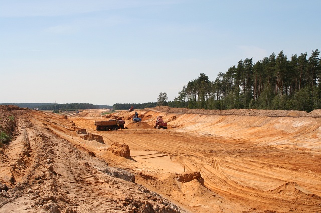 Budowa autostrady A4 - okolice Godzieszowa; widok w kierunku Jdrzychowic