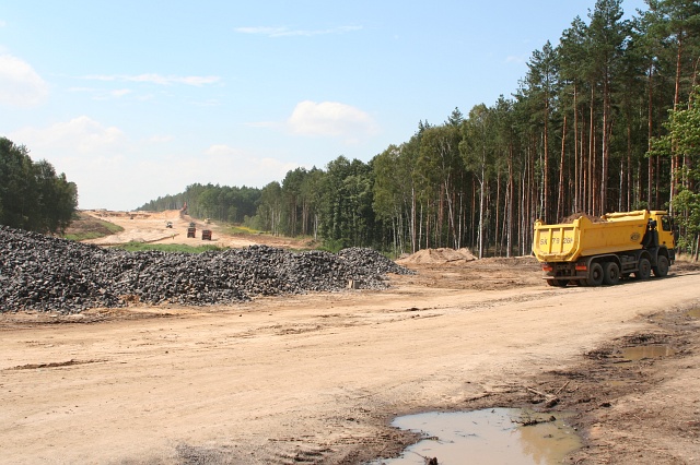 Budowa autostrady A4 - las na zachd od Godzieszowa; widok w kierunku Jdrzychowic