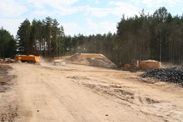 Budowa autostrady A4 - las na zachd od Godzieszowa; widok w poprzek autostrady (na poudnie)