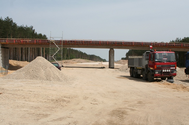 Budowa autostrady A4 - las na zachd od Godzieszowa; widok w kierunku Bolesawca