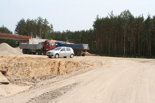 Budowa autostrady A4 - las na zachd od Godzieszowa; widok w poprzek autostrady (na poudnie)