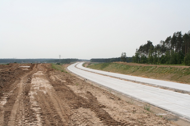 Budowa autostrady A4 - okolice Godzieszowa; widok w kierunku Jdrzychowic