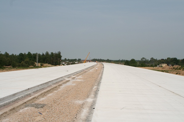 Budowa autostrady A4 - okolice Godzieszowa; widok w kierunku Bolesawca