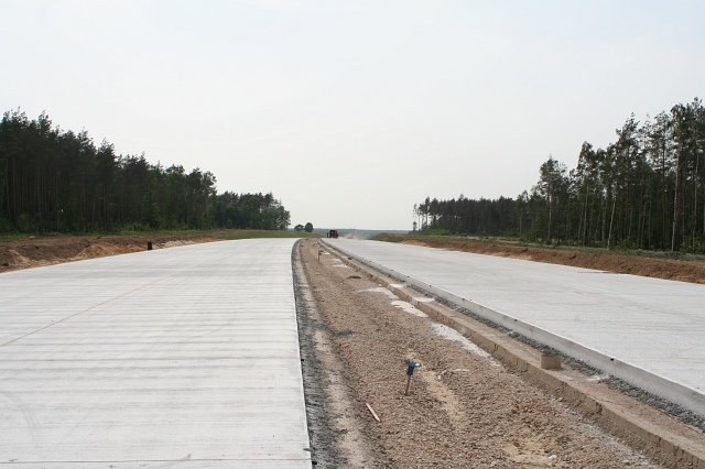 Budowa autostrady A4 - okolice Godzieszowa; widok w kierunku Jdrzychowic